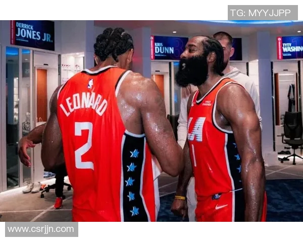 爆砍55分平队史纪录+四连胜！小卡在更衣室被疯狂泼水庆祝